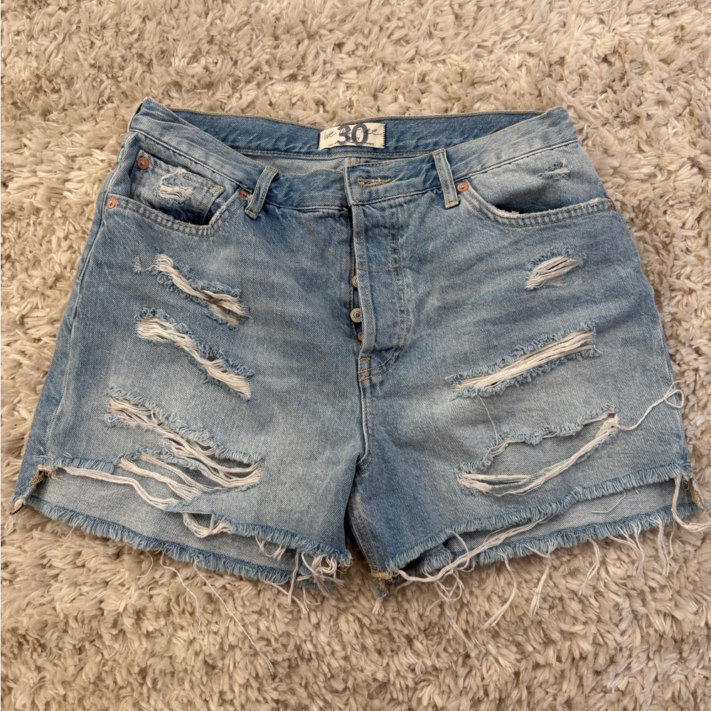 NWOT Free People We The Free Distressed Button Fly Denim Shorts Size 30